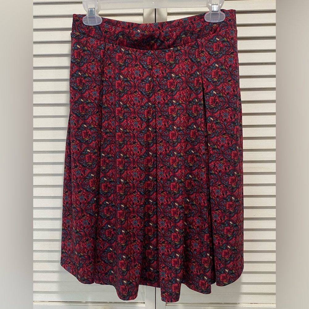 LulaRoe Flowy Burgundy Medallion Print Midi Skirt Size M‎ Boho Pockets